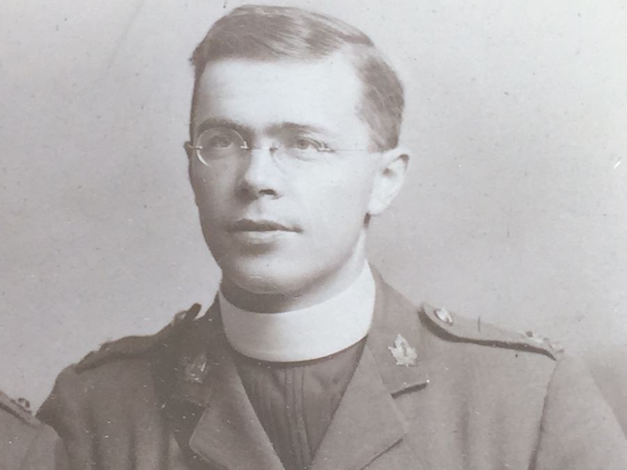 Pair Of Framed Military Photos Priest 1918 London England Photography Studio Lafayette [Photo 7]