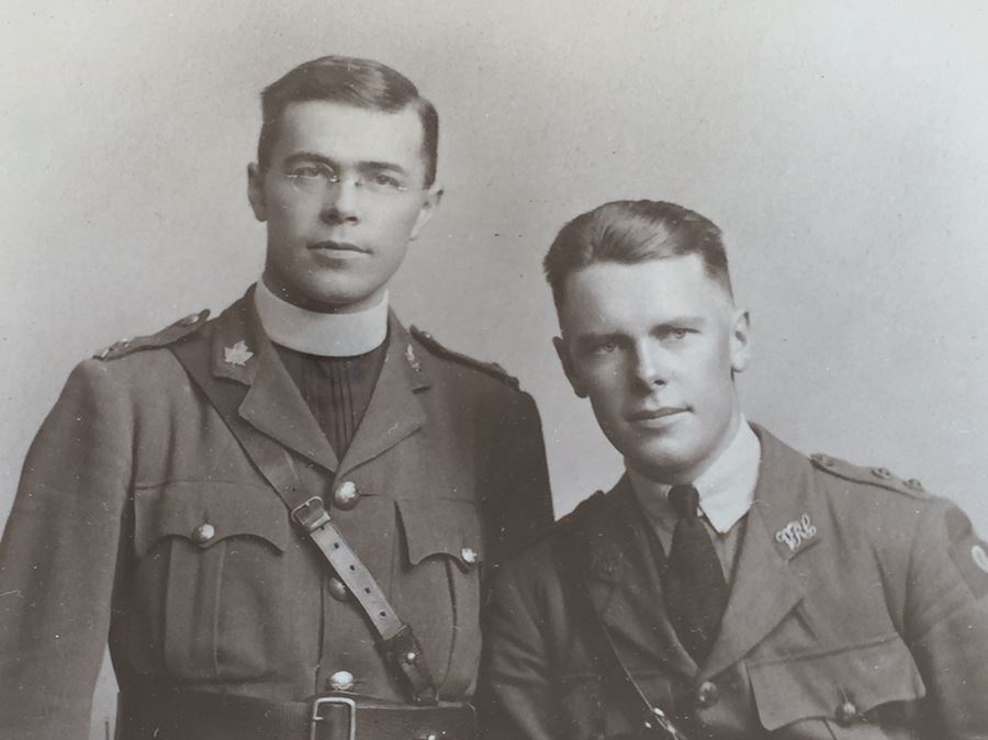 Pair Of Framed Military Photos Priest 1918 London England Photography Studio Lafayette [Photo 14]