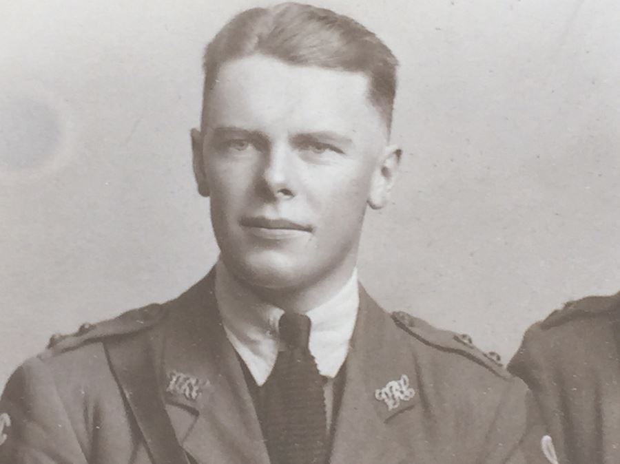 Pair Of Framed Military Photos Priest 1918 London England Photography Studio Lafayette [Photo 8]