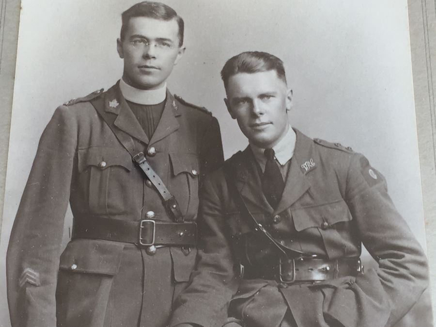 Pair Of Framed Military Photos Priest 1918 London England Photography Studio Lafayette [Photo 15]