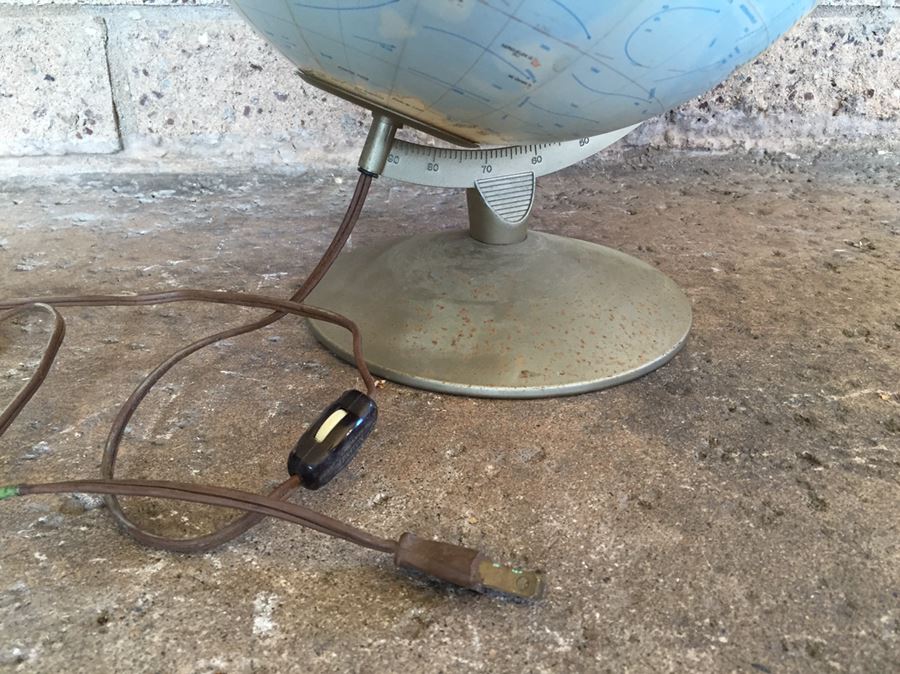 Vintage Lighted World Globe [Photo 7]