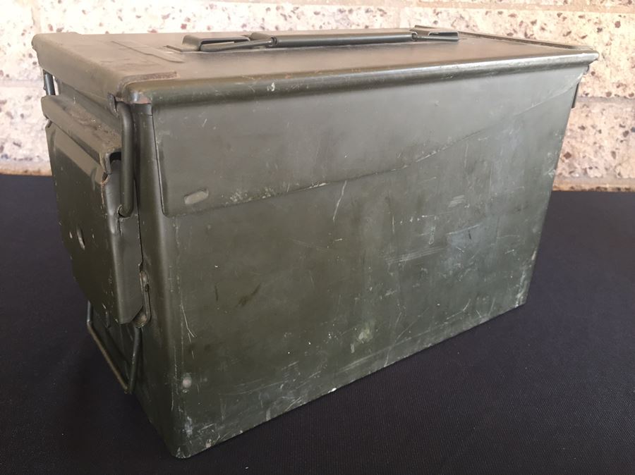 Vintage Ammo Box [Photo 5]
