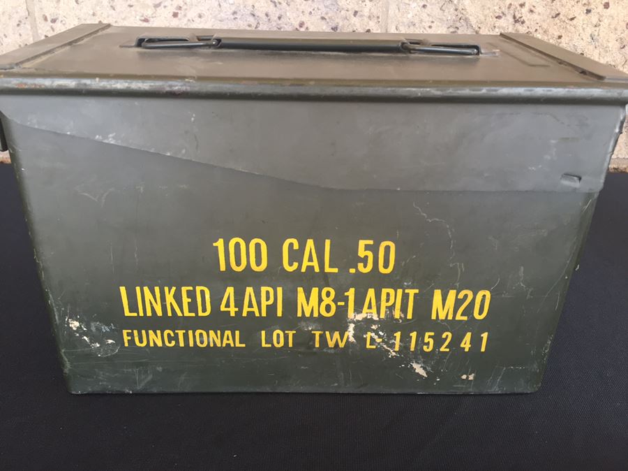Vintage Ammo Box [Photo 2]