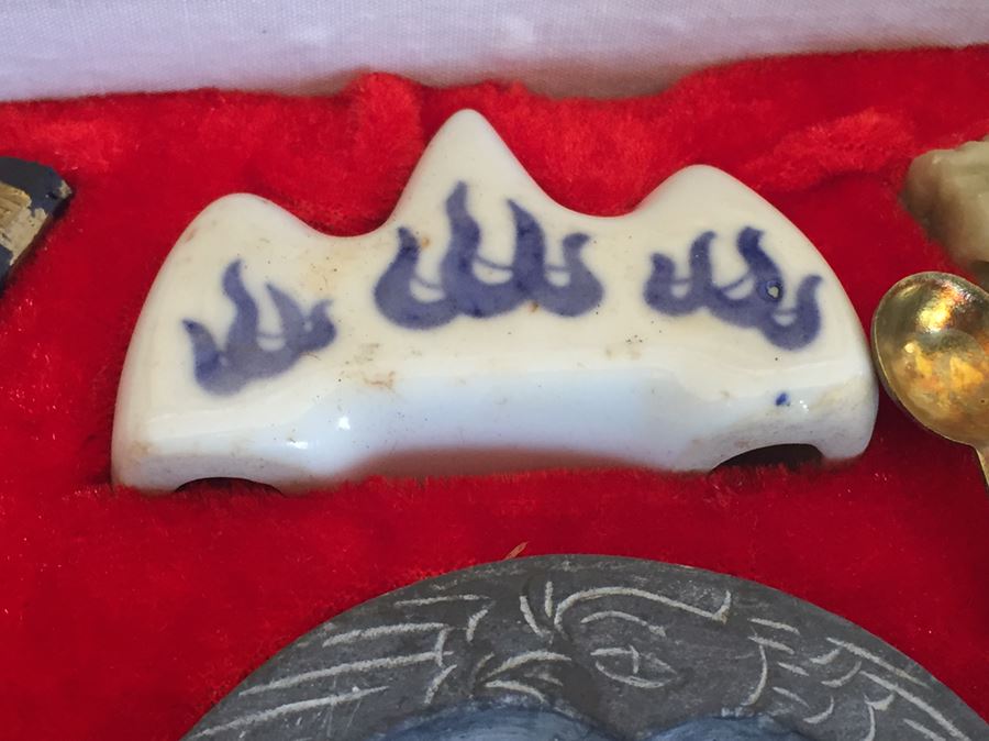 Vintage Chinese Calligraphy Set  [Photo 16]