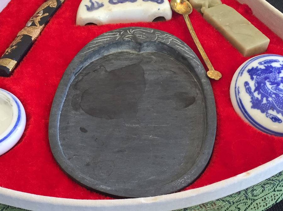 Vintage Chinese Calligraphy Set  [Photo 17]