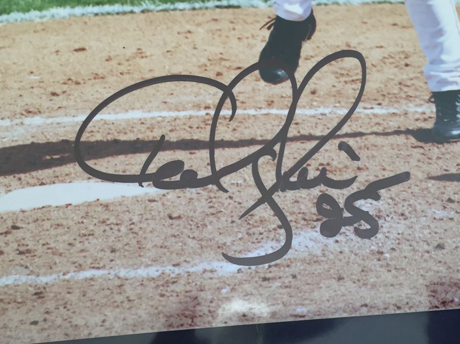 Collection Of Signed Padres MLB Baseball Autographs Album [Photo 16]