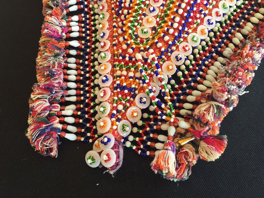 Home Decor Lot Includes Horn, Silk Trinket Box, India Purse, Smokey The Bear Ephemera And Various Items Photographed [Photo 5]