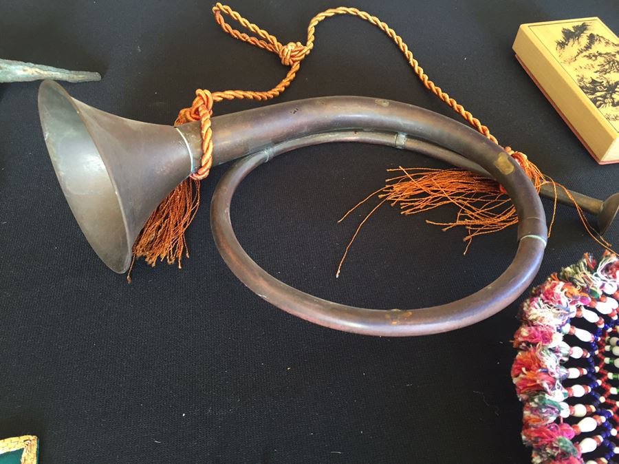 Home Decor Lot Includes Horn, Silk Trinket Box, India Purse, Smokey The Bear Ephemera And Various Items Photographed [Photo 2]
