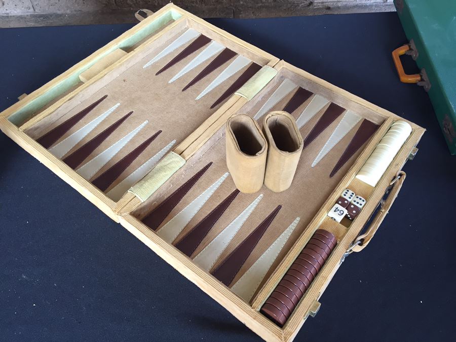 Vintage Game Lot [Photo 17]