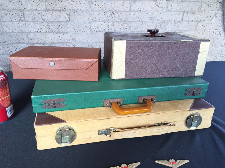 Vintage Game Lot [Photo 6]