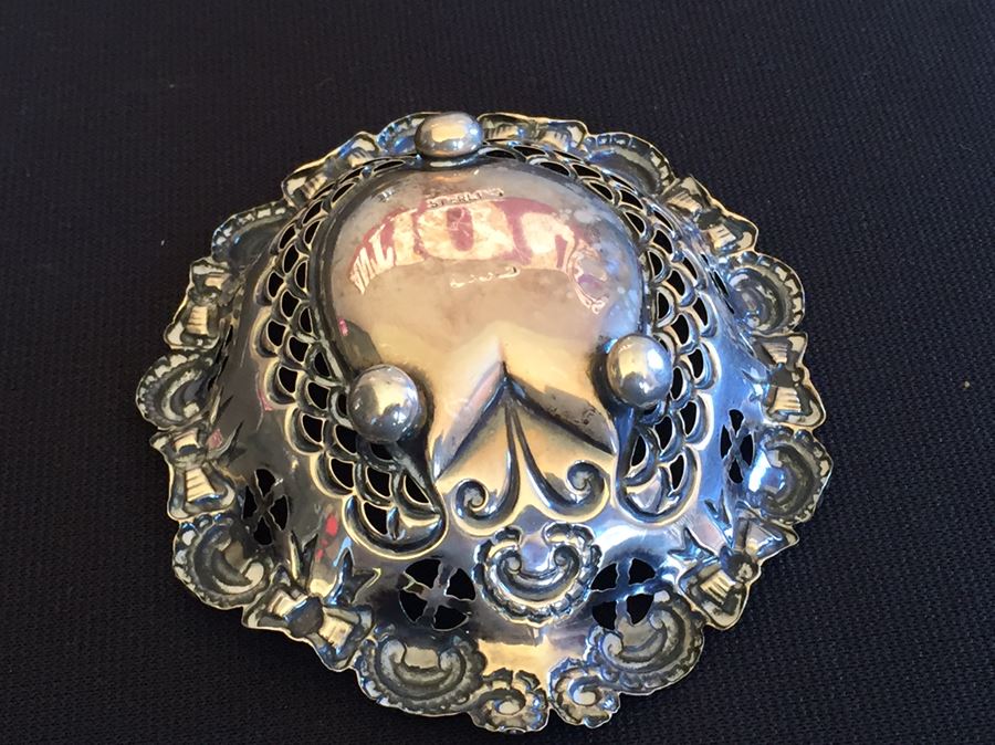 Sterling Silver Lot Of Flatware, Dishes And Salt & Pepper Shakers Total Weight 221g Melt Value $133 [Photo 7]