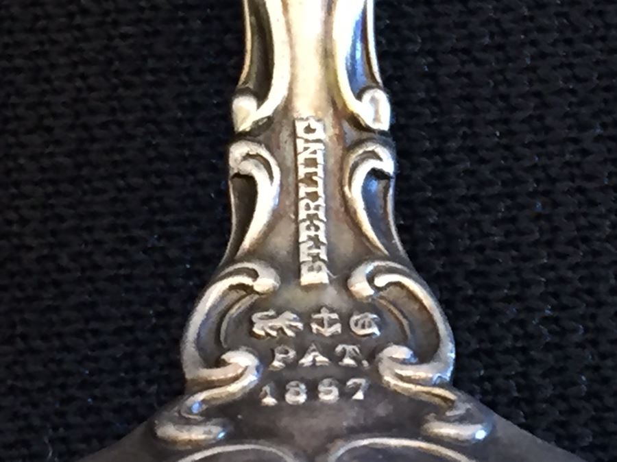 Sterling Silver Lot Of Flatware, Dishes And Salt & Pepper Shakers Total Weight 221g Melt Value $133 [Photo 24]