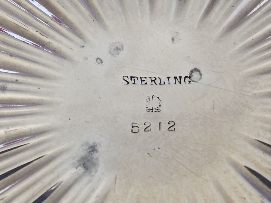 Sterling Silver Lot Of Flatware, Dishes And Salt & Pepper Shakers Total Weight 221g Melt Value $133 [Photo 16]