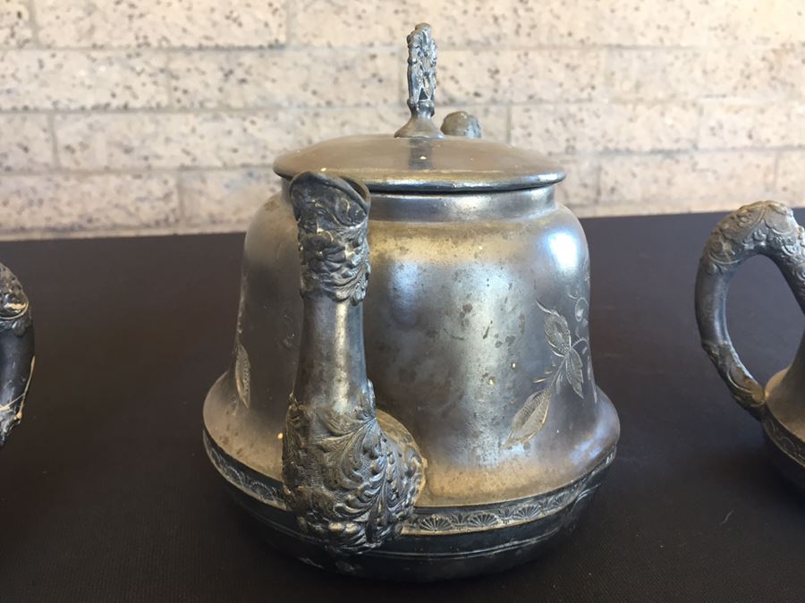 Vintage Silverplate Tea Set By New Amsterdam Silver Co. [Photo 11]