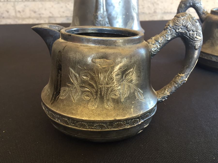 Vintage Silverplate Tea Set By New Amsterdam Silver Co. [Photo 3]