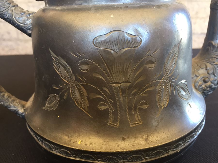 Vintage Silverplate Tea Set By New Amsterdam Silver Co. [Photo 6]