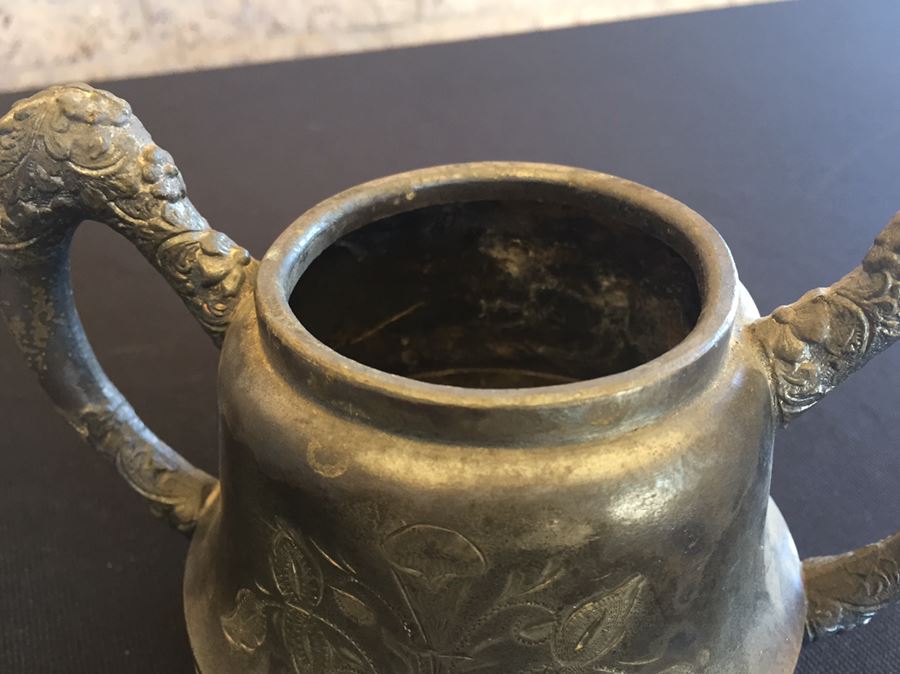 Vintage Silverplate Tea Set By New Amsterdam Silver Co. [Photo 13]