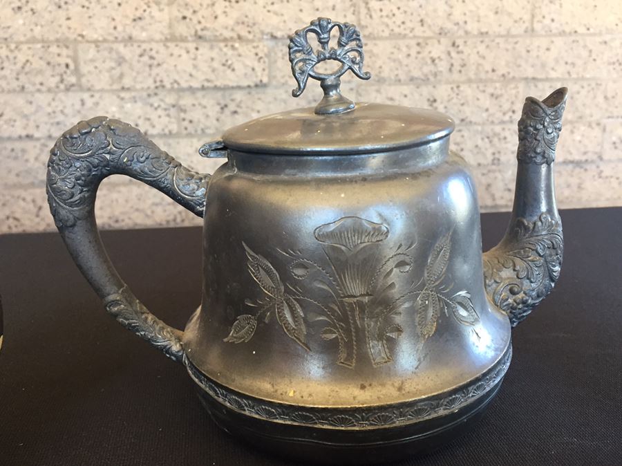 Vintage Silverplate Tea Set By New Amsterdam Silver Co. [Photo 1]