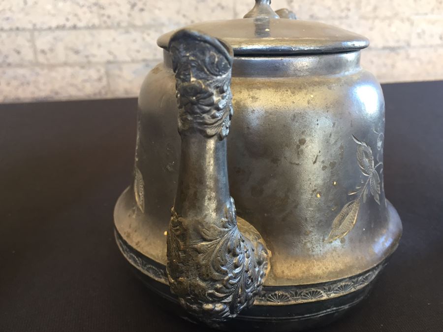 Vintage Silverplate Tea Set By New Amsterdam Silver Co. [Photo 10]