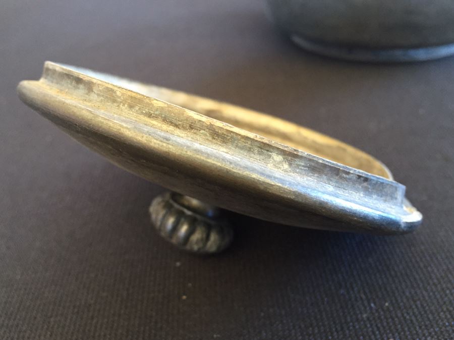 Two Stunning Silverplate Simpson Hall Miller Footed Dishes And Teapot With Separated Lid [Photo 14]