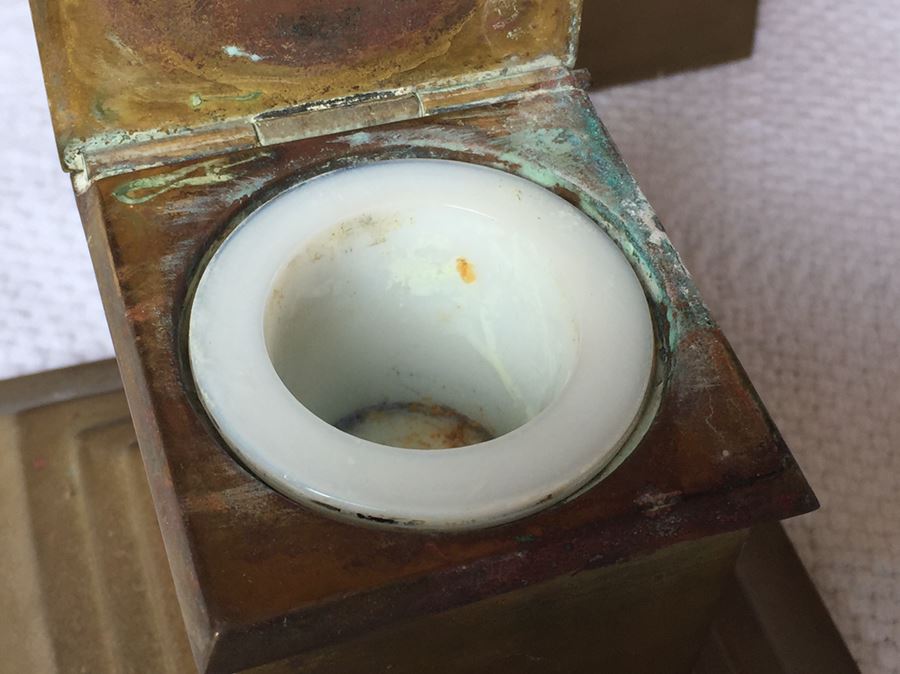 Vintage Bradley & Hubbard Brass Desk Set Plus Wooden Photo Cube [Photo 6]