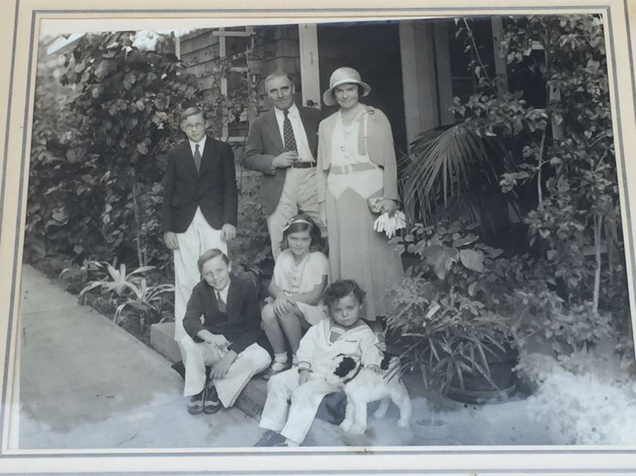 Various Framed Vintage B&W Photographs [Photo 15]