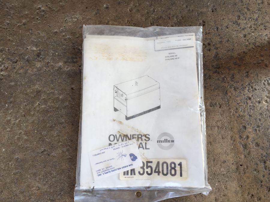 Miller Dialarc HF AC/DC Tungsten-Arc Or Shielded Metal Arc Welding Machine [Photo 9]