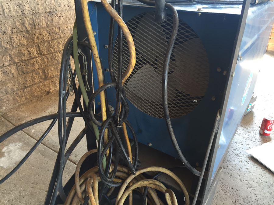 Miller Dialarc HF AC/DC Tungsten-Arc Or Shielded Metal Arc Welding Machine [Photo 8]