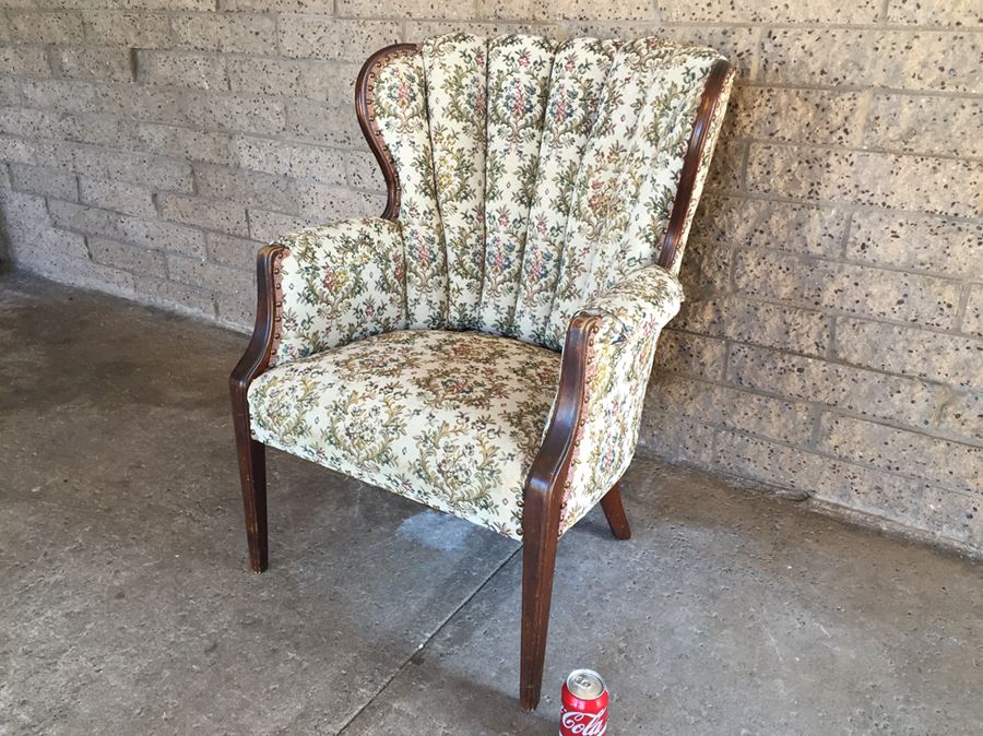 Upholstered Wingback Chair [Photo 4]