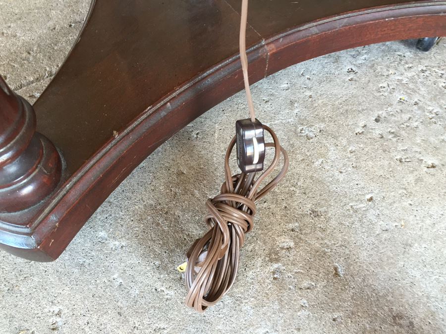 16 Inch Diameter Heirloom Globe By Replogle With Stand And Light [Photo 6]