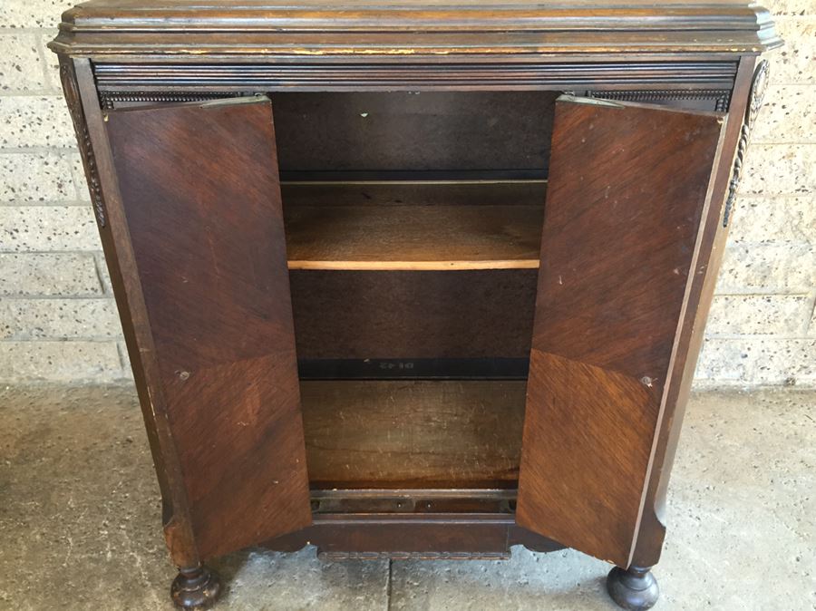 Vintage Crosley Radio Cabinet By Doernbecher Mfg. Co. [Photo 2]