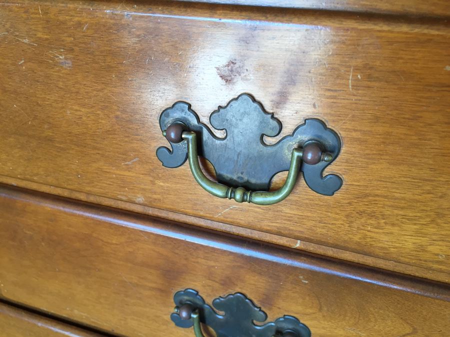 Vintage Maple Five Drawer Chest Of Drawers With Pull-Out Desk [Photo 11]