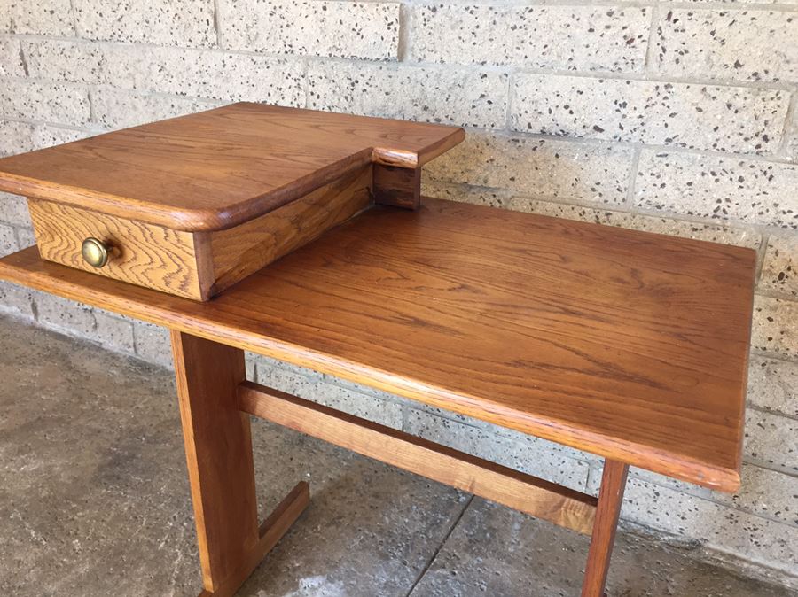Small Oak Writing Desk With Drawer [Photo 9]
