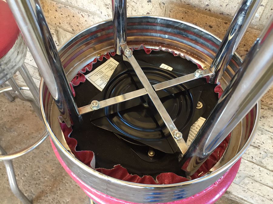 (4) Contemporary Chrome Swivel Bar Stools [Photo 7]