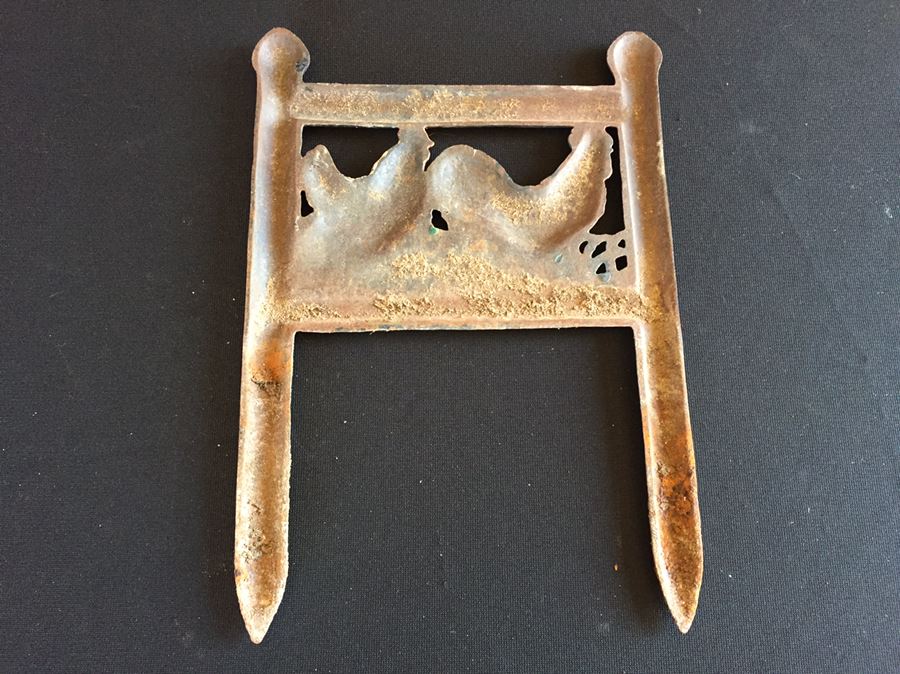 Antique Boot Scraper [Photo 6]