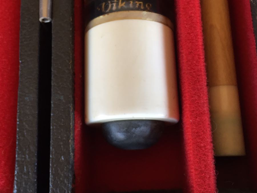Viking Pool Cue With Carrying Case [Photo 5]