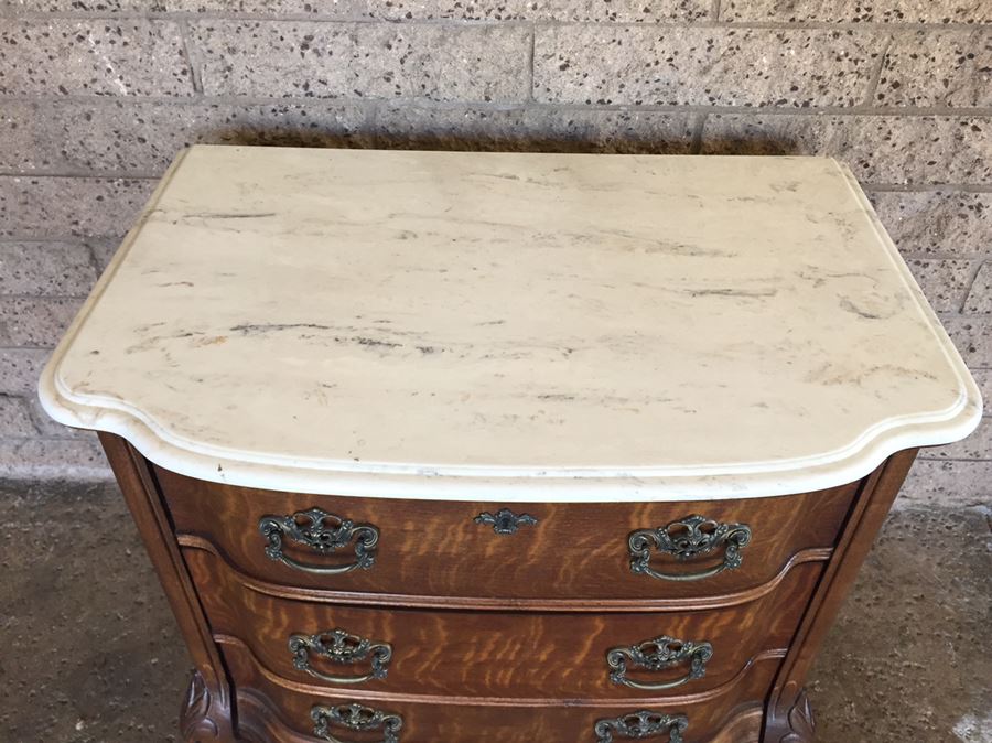 Pulaski Furniture Chest Of Drawers With Marble Top [Photo 10]