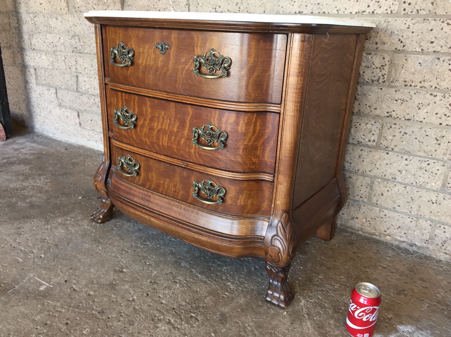 Pulaski Furniture Chest Of Drawers With Marble Top [Photo 5]