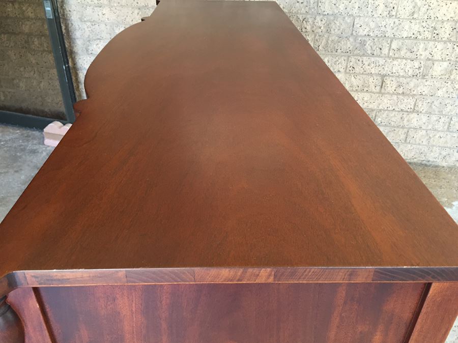 Stunning Vintage Sideboard In Excellent Condition [Photo 9]