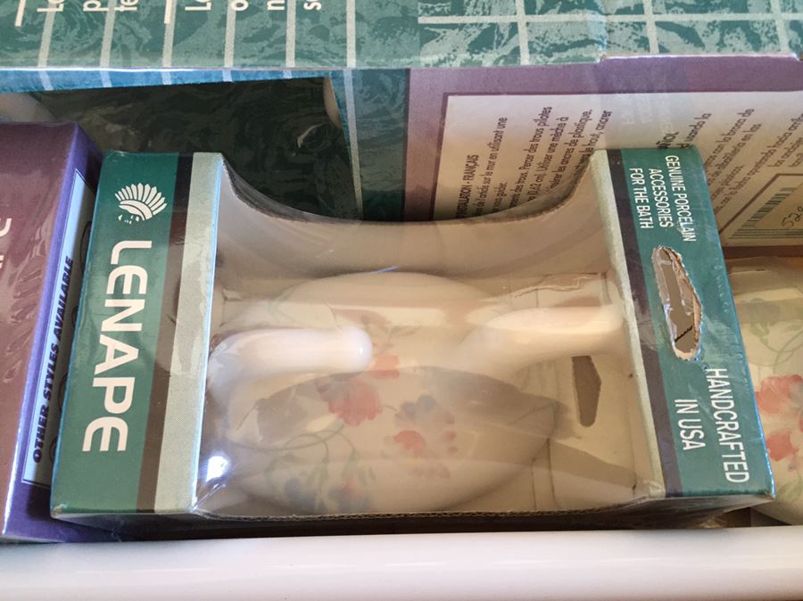 Assortment Of New Lenape Porcelain Accessories For The Bathroom [Photo 2]