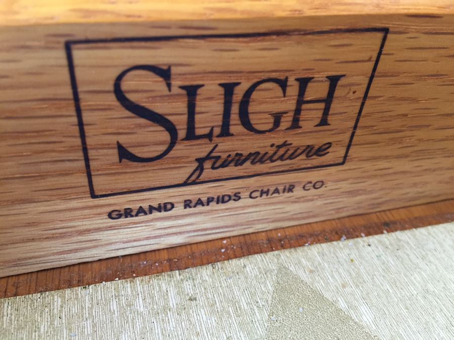 Mid-Century Modernist Chest Of Drawers By Sligh Furniture Grand Rapids Chair Co [Photo 3]