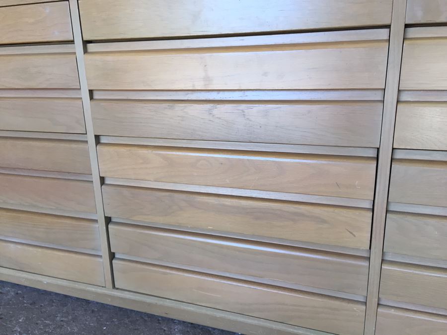 Mid-Century Modernist Chest Of Drawers By Sligh Furniture Grand Rapids Chair Co [Photo 13]