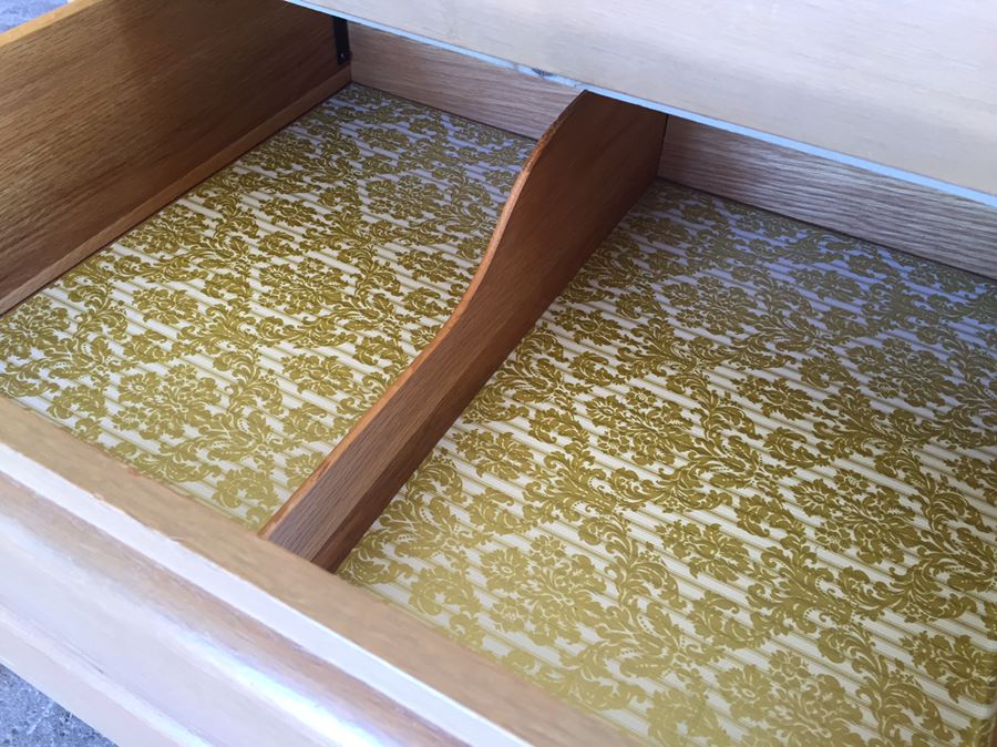 Mid-Century Modernist Chest Of Drawers By Sligh Furniture Grand Rapids Chair Co [Photo 11]