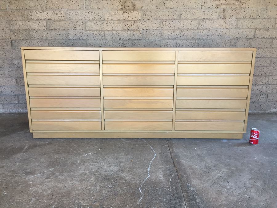 Mid-Century Modernist Chest Of Drawers By Sligh Furniture Grand Rapids Chair Co [Photo 1]