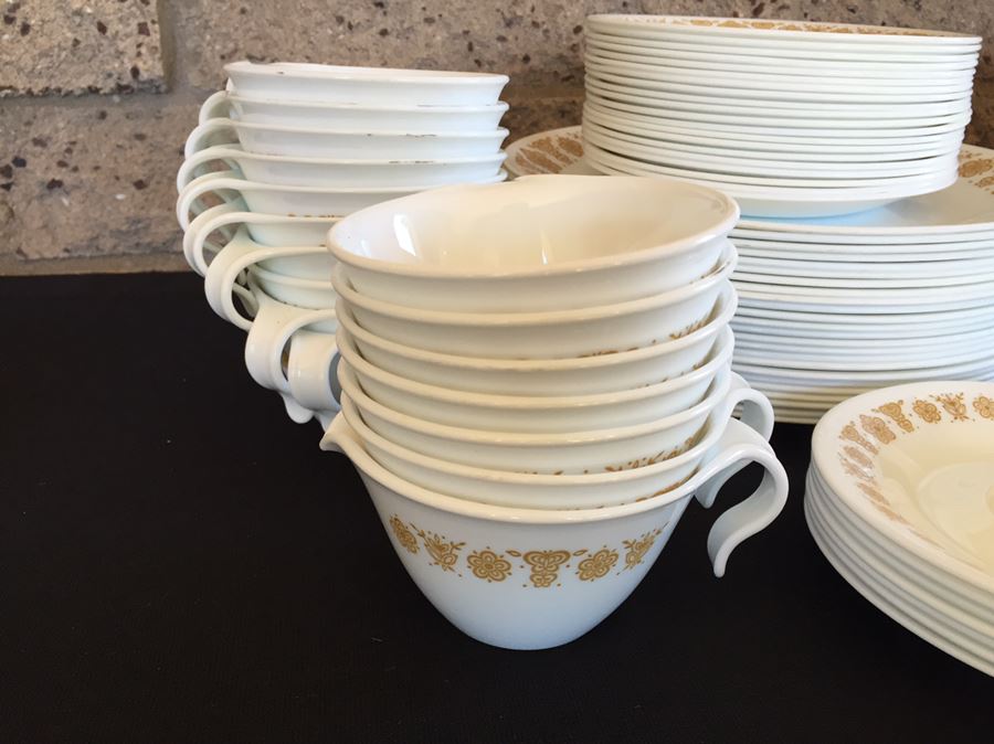 Huge Collection Of Vintage Corelle Butterfly Gold Pattern Plates, Cups And Bowls [Photo 3]