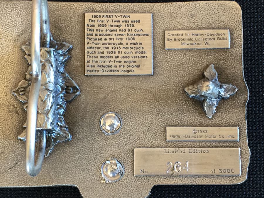 Limited Edition Harley-Davidson Motor Cycles Belt Buckles From Brookfield Collectors Guild Displayed In Nice Shadow Box [Photo 17]