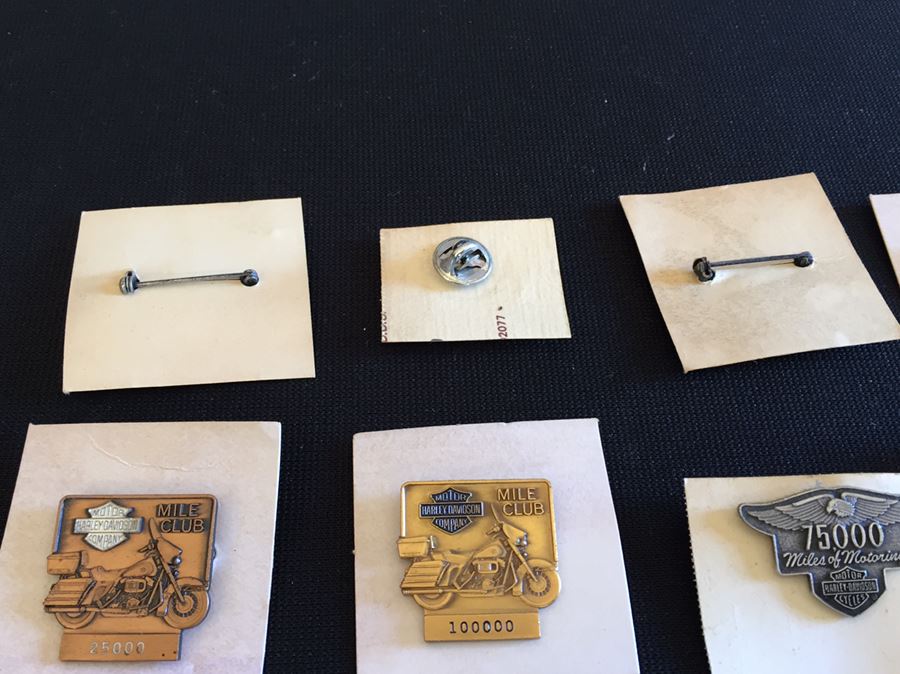 Collection Of Harley-Davidson Motor Cycles Miles Of Motoring Mileage Pins [Photo 13]