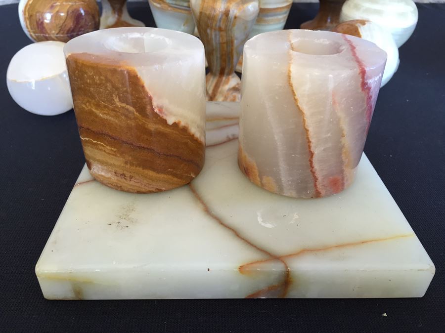 Beautiful Collection Of Marble Onyx Vases, Eggs, Cups And Candle Holders [Photo 4]