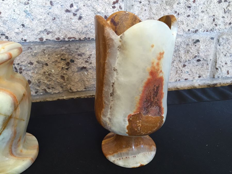 Beautiful Collection Of Marble Onyx Vases, Eggs, Cups And Candle Holders [Photo 16]