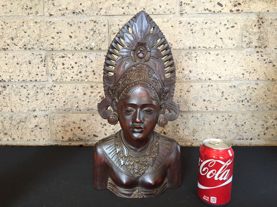 Finely Carved Wooden BALI Indonesian Woman Bust Head Statue